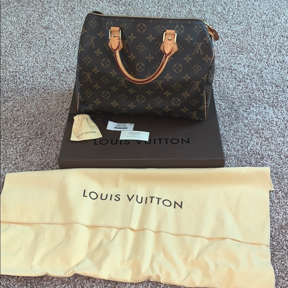 Louis Vuitton Speedy 30